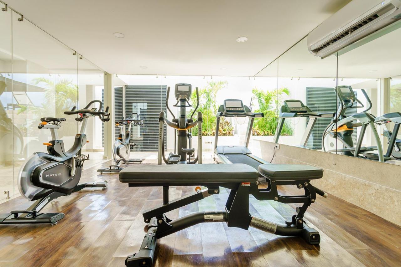 Luxurious Arenis Condo Living By Stella Rentals ปลายาเดลการ์เมน ภายนอก รูปภาพ
